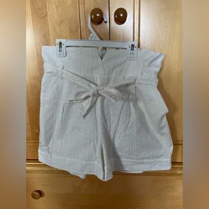 Maison Jules White Shorts